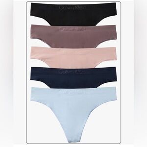 Calvin Klein Women's 5pc Thong Set - NWT Medium